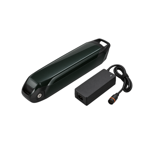 E-bike-accu met lader en opgerolde kabel
