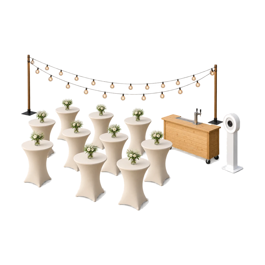 Statafels met rokken, een fotobooth en een tapkast onder warme lampjes