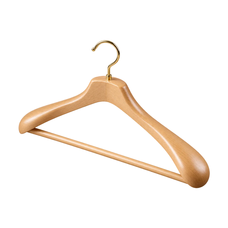 Houten kostuumhanger met koperen haak