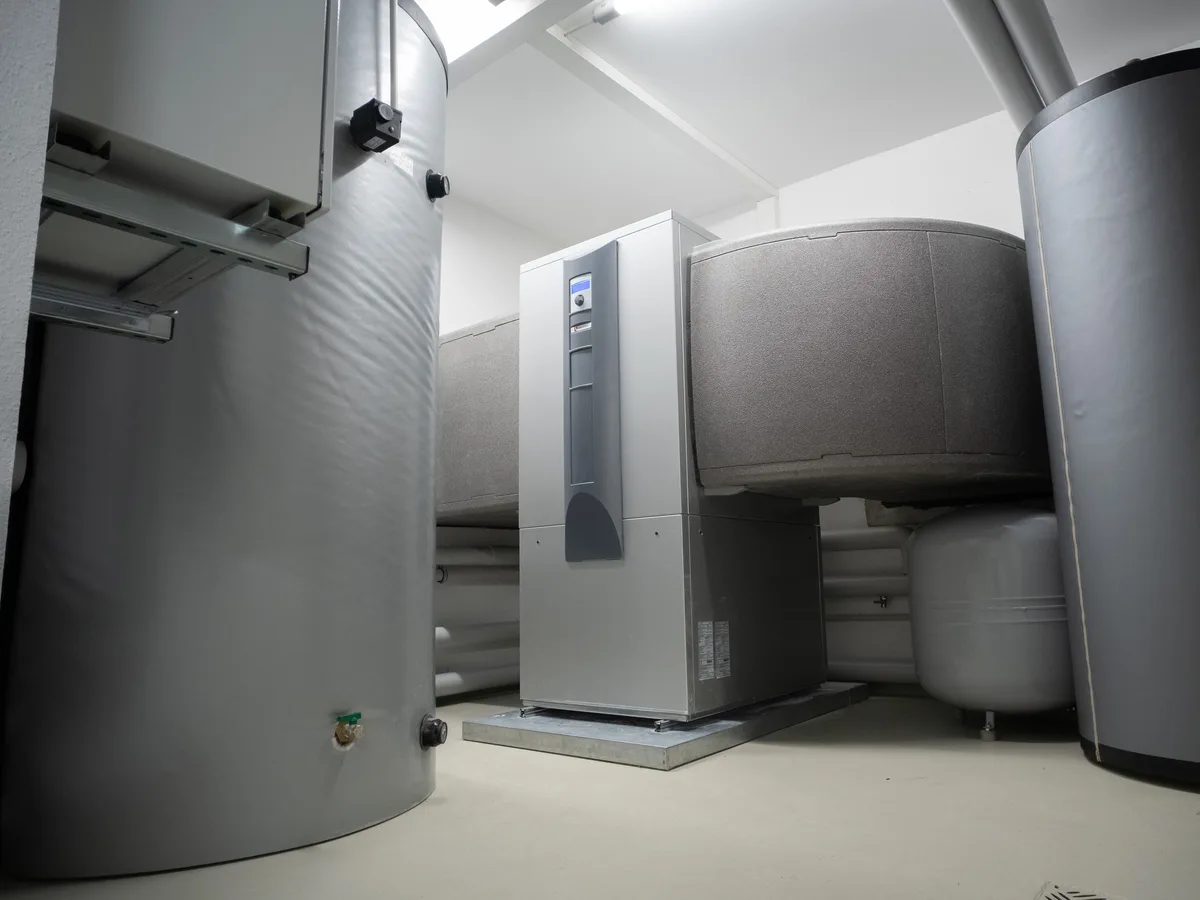 Technische buitenunit in een woninginstallatie