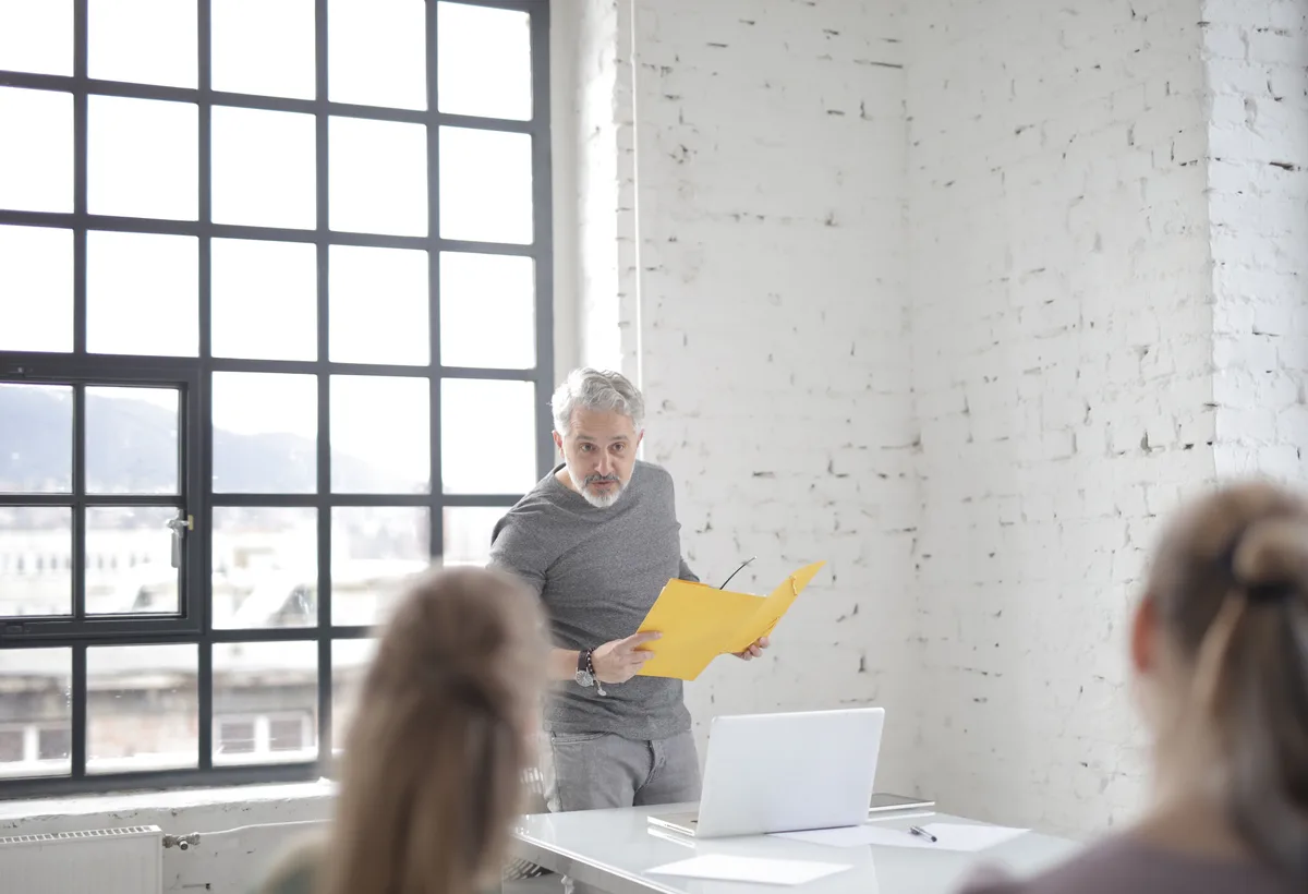 Manager delegeert projectverantwoordelijkheid aan teamlid